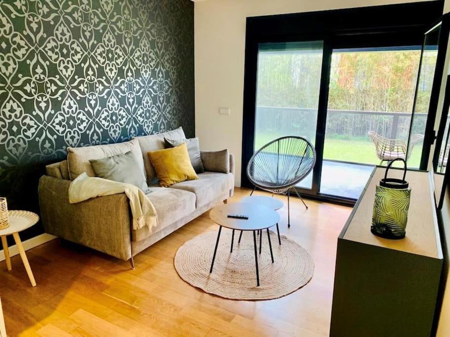 Precioso - Moderno Terraza Y Parking, 2 Hab, 2 Banos, 6-7 Pers - Dispo Junio!! לאנס מראה חיצוני תמונה