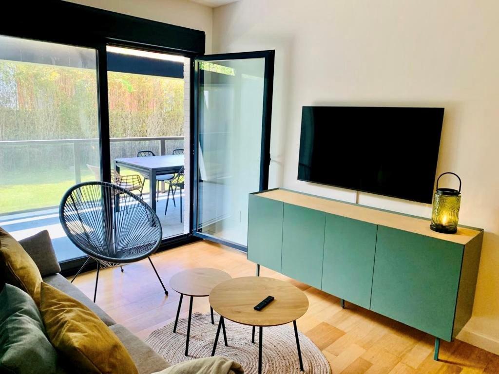 Precioso - Moderno Terraza Y Parking, 2 Hab, 2 Banos, 6-7 Pers - Dispo Junio!! לאנס מראה חיצוני תמונה